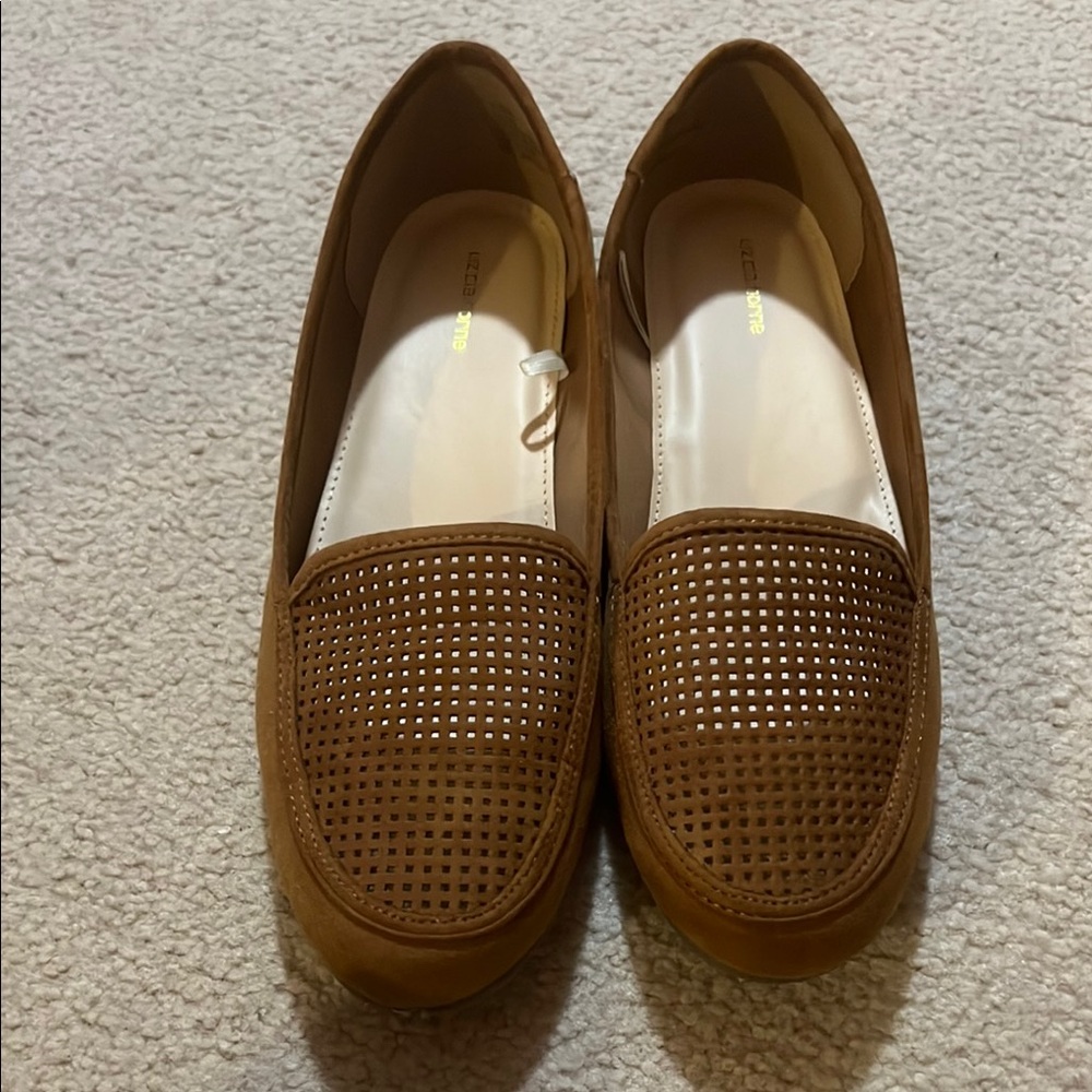 Liz Claiborne Towne Brown Women's Loafers size 8.5